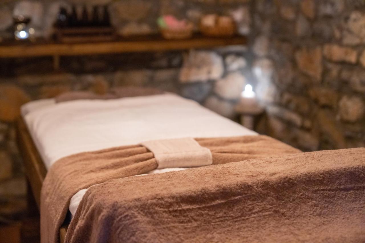 4 Seasons Premium Chalet Agios Athanasios  Exteriör bild