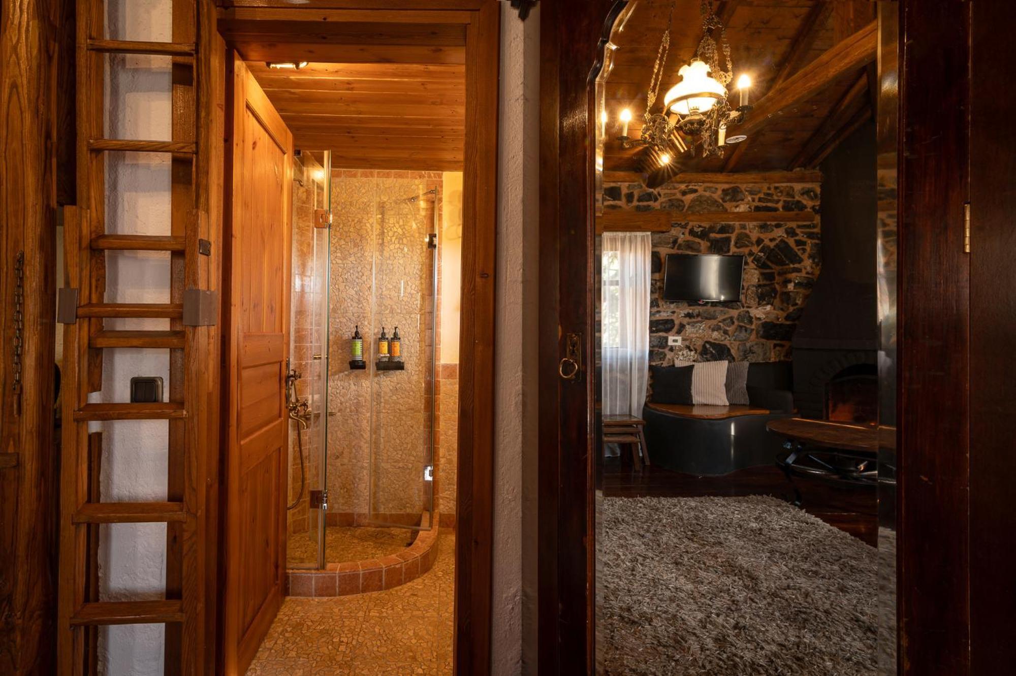4 Seasons Premium Chalet Agios Athanasios  Exteriör bild
