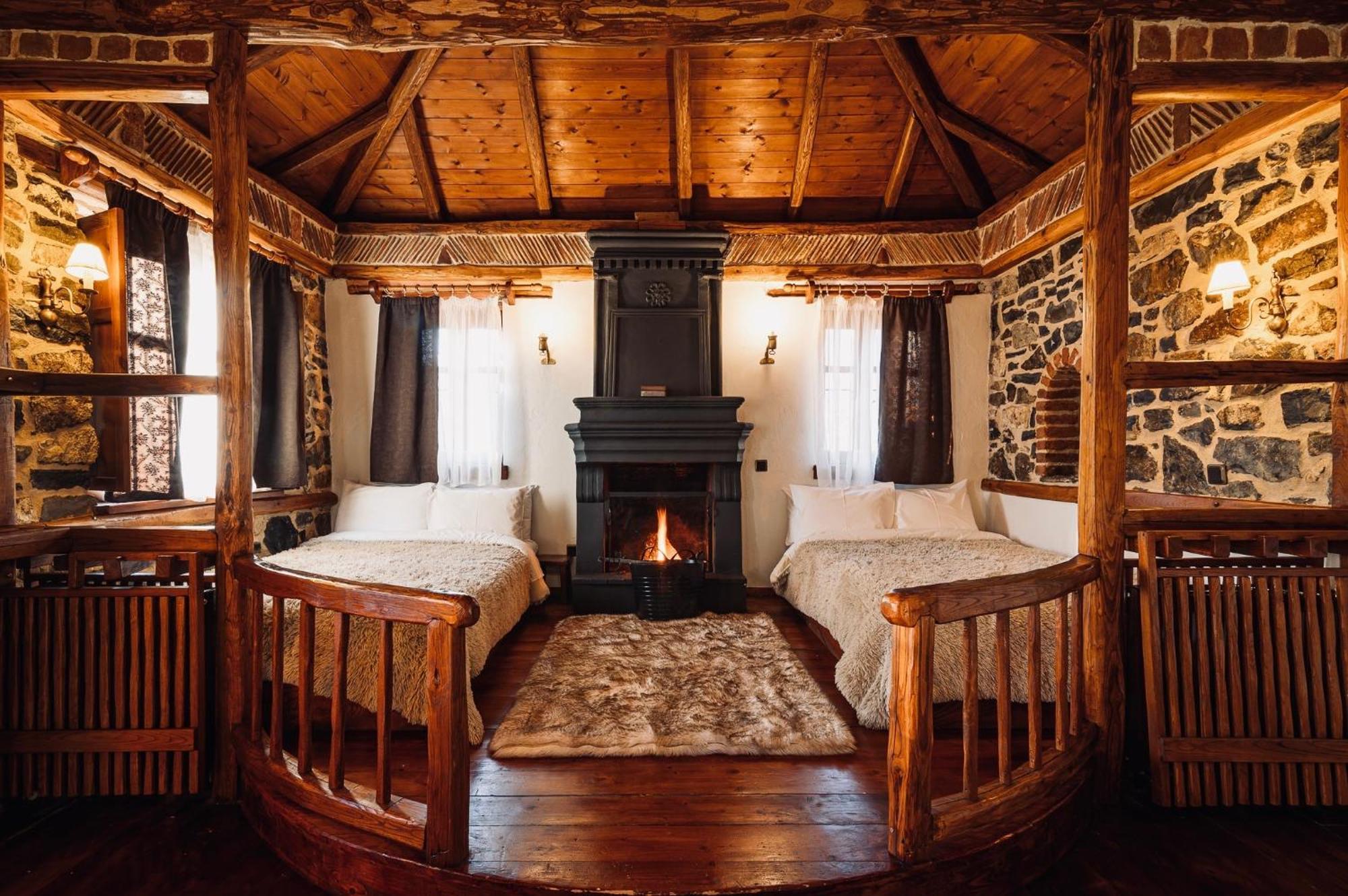 4 Seasons Premium Chalet Agios Athanasios  Exteriör bild