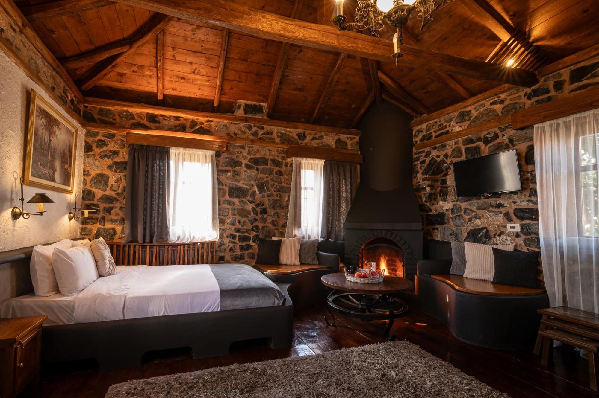 4 Seasons Premium Chalet Agios Athanasios  Exteriör bild