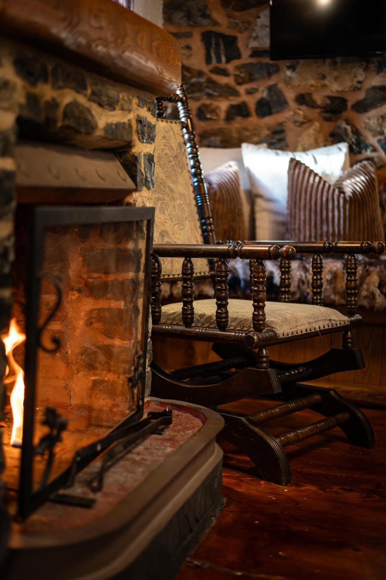 4 Seasons Premium Chalet Agios Athanasios  Exteriör bild