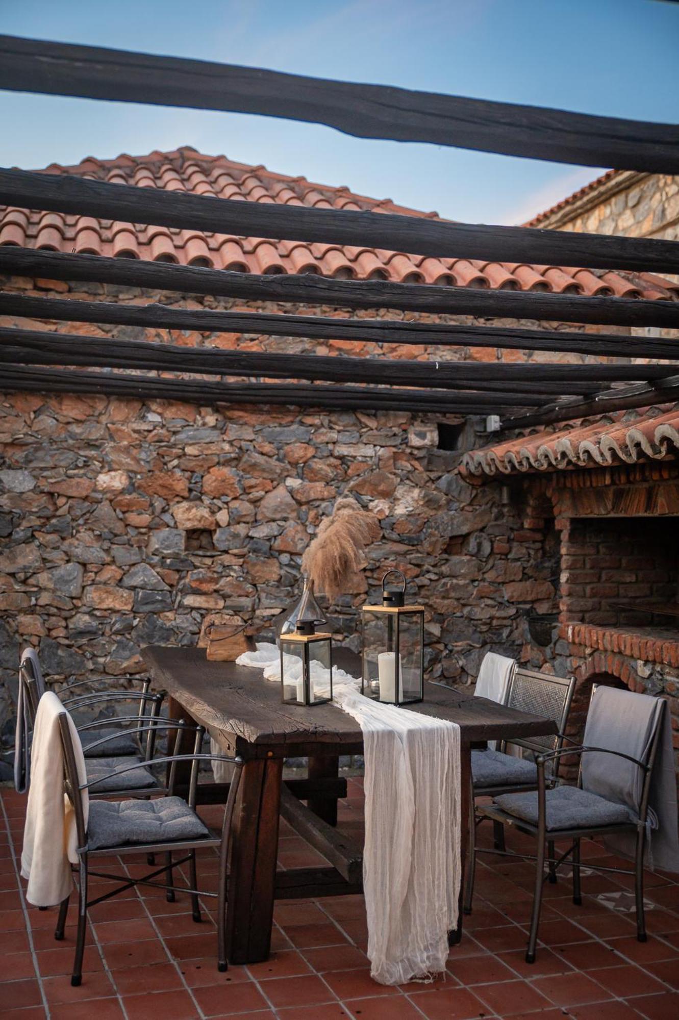 4 Seasons Premium Chalet Agios Athanasios  Exteriör bild
