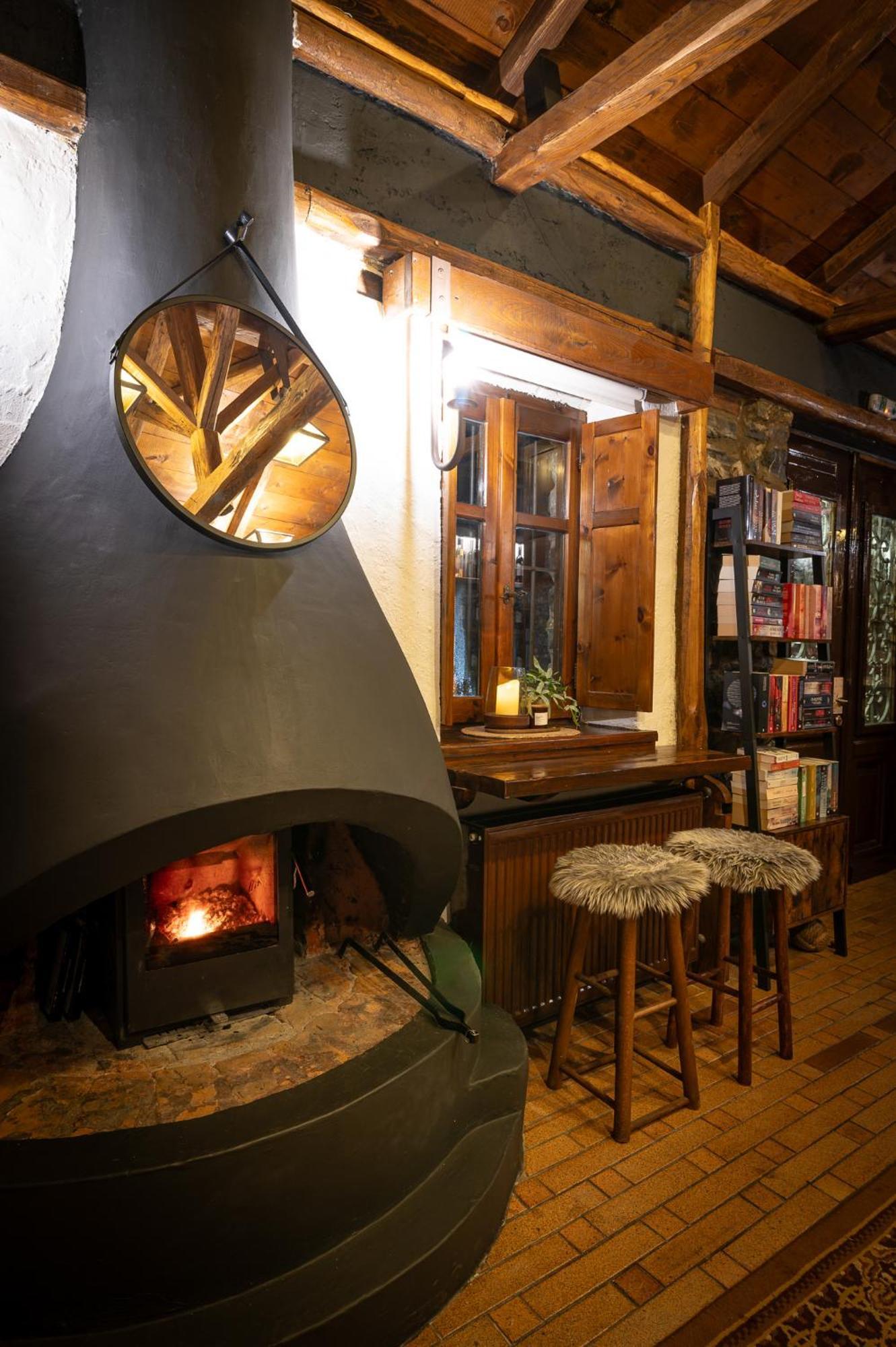 4 Seasons Premium Chalet Agios Athanasios  Exteriör bild